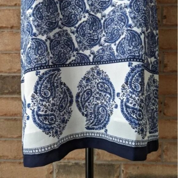 Lulu's paisley blue shift dress - Picture 8 of 9